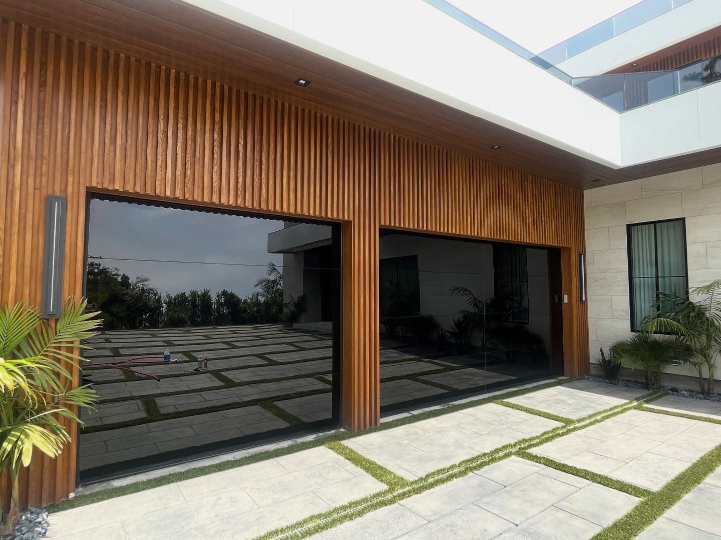 18825EE5-E6A9-46A2-8A11-BD150D97084C